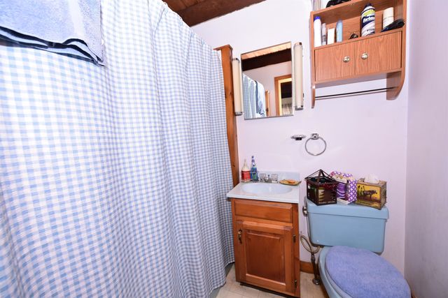 17 Klausen Road, Madison, NH 03849