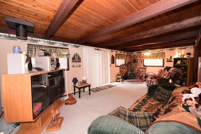 17 Klausen Road, Madison, NH 03849