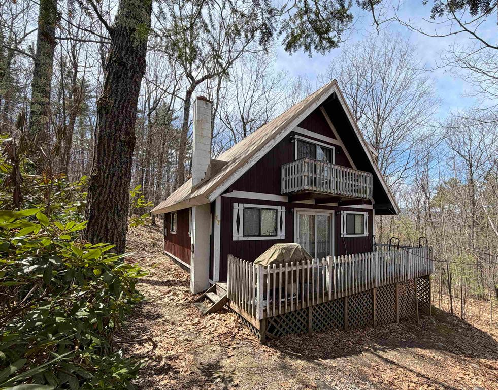 17 Klausen Road, Madison, NH 03849