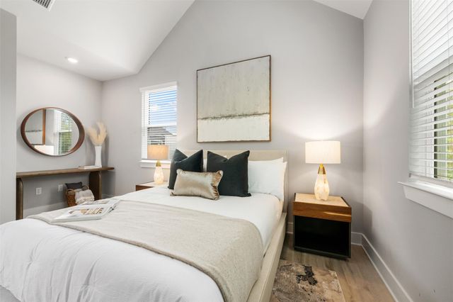 1104 Begonia TER 2, Austin, TX 78741