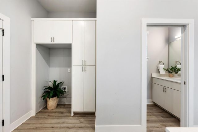 1104 Begonia TER 2, Austin, TX 78741