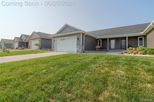 792 Meadows Court, Grass Lake Village, MI 49240