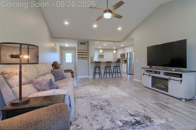 792 Meadows Court, Grass Lake Village, MI 49240