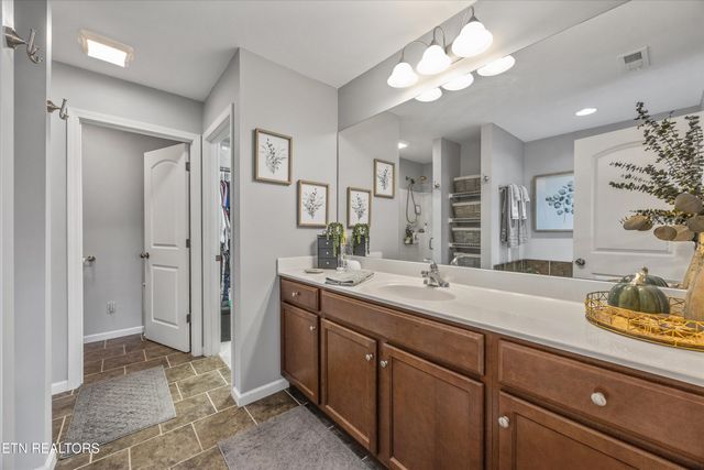 103 Wolf Creek Way, Oak Ridge, TN 37830