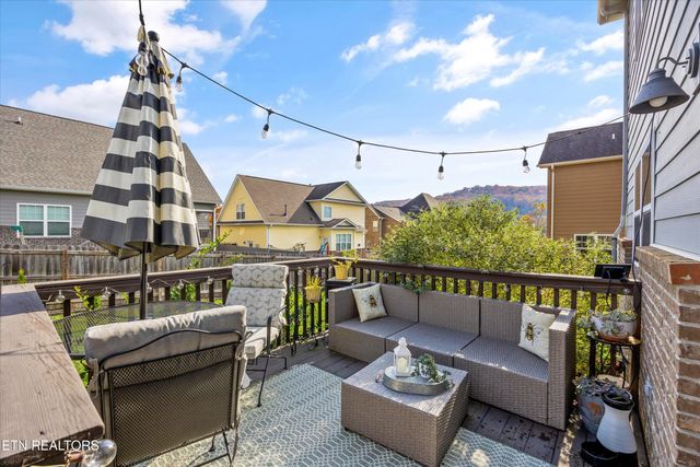 103 Wolf Creek Way, Oak Ridge, TN 37830