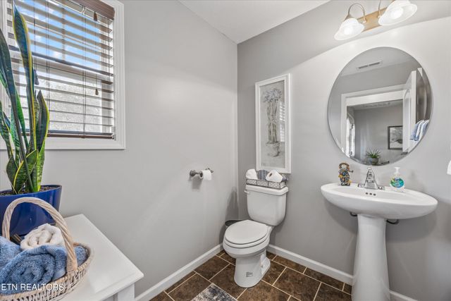 103 Wolf Creek Way, Oak Ridge, TN 37830