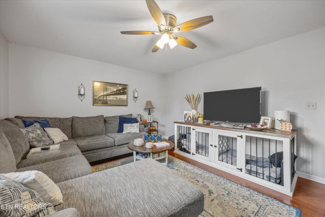 103 Wolf Creek Way, Oak Ridge, TN 37830