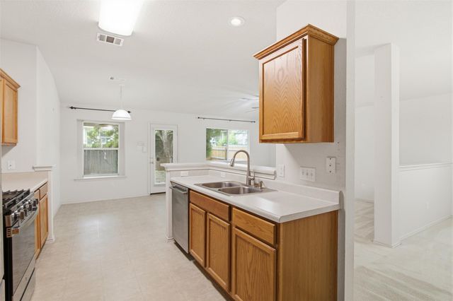 1612 Darjeeling DR, Pflugerville, TX 78660