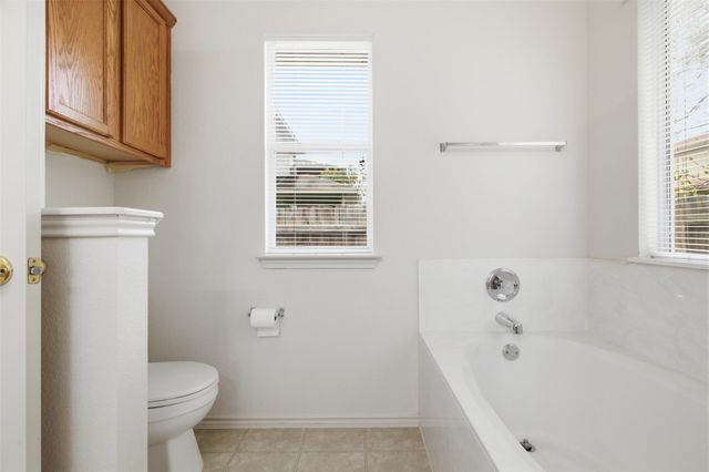 1612 Darjeeling DR, Pflugerville, TX 78660