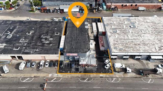 3595 NW 54th St, Hialeah, FL 33142