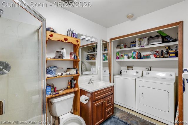 6459 E Potter Road, Davison, MI 48423