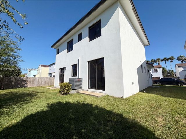 11836 SW 272nd Ter, Homestead, FL 33032