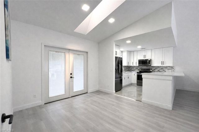 3767 Golden Gate BLVD E, Naples, FL 34120