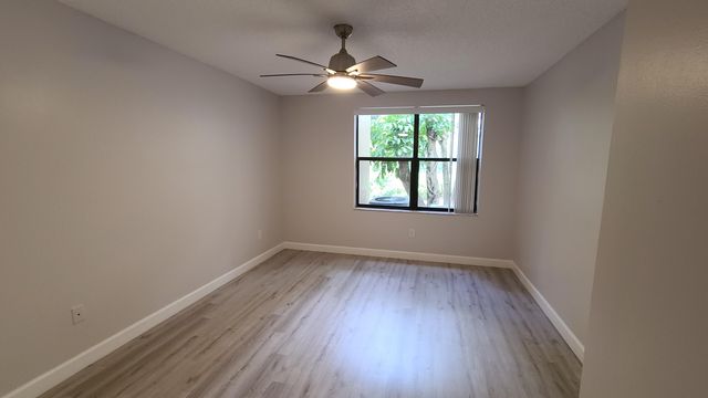 4501 W Mcnab Road 11, Pompano Beach, FL 33069