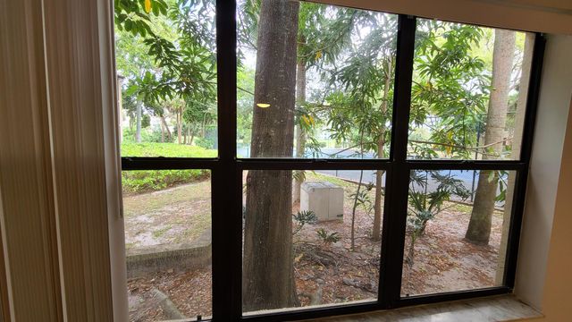 4501 W Mcnab Road 11, Pompano Beach, FL 33069