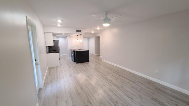 4501 W Mcnab Road 11, Pompano Beach, FL 33069