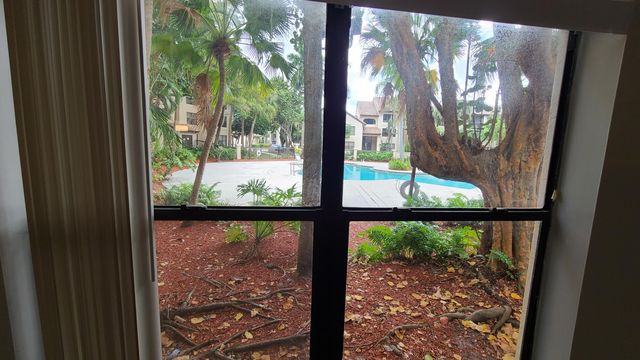 4501 W Mcnab Road 11, Pompano Beach, FL 33069