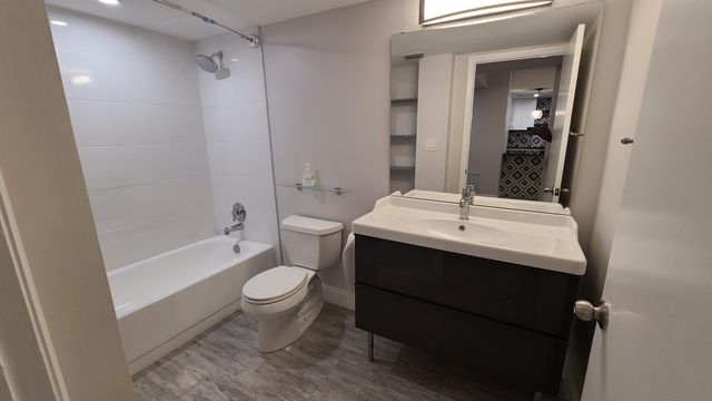 4501 W Mcnab Road 11, Pompano Beach, FL 33069