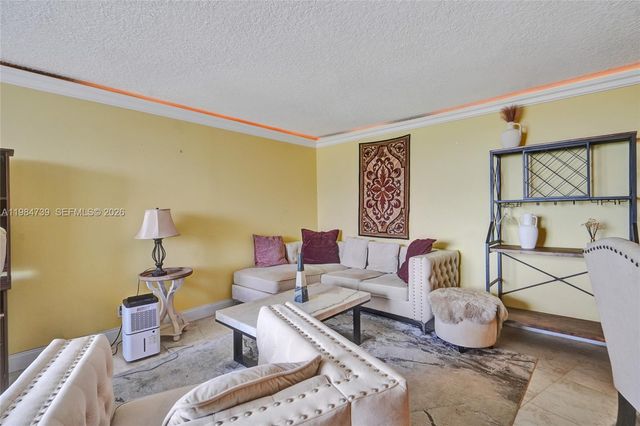 800 Parkview Dr 911, Hallandale Beach, FL 33009