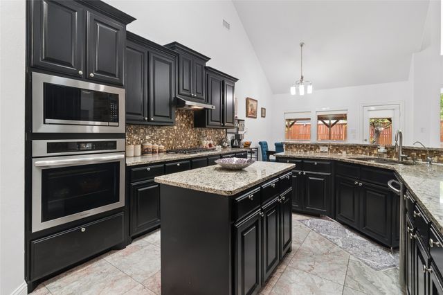 6905 Canyon Meadow Drive, Sachse, TX 75048