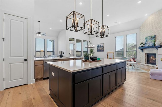 212 Texas Bluebonnet TRL, Georgetown, TX 78628