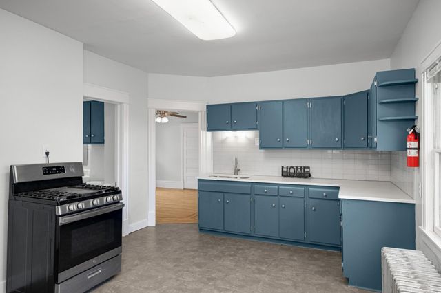2517 University Avenue NE, Minneapolis, MN 55418