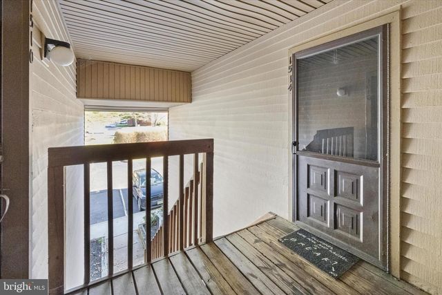 1514 WOODHOLLOW DR, Marlton, NJ 08053