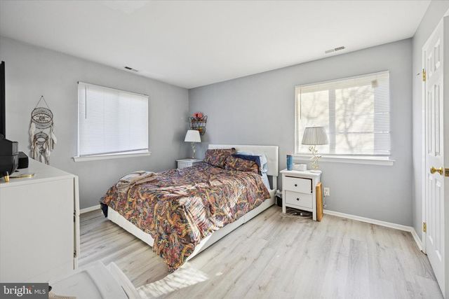 1514 WOODHOLLOW DR, Marlton, NJ 08053