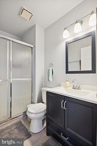 1514 WOODHOLLOW DR, Marlton, NJ 08053