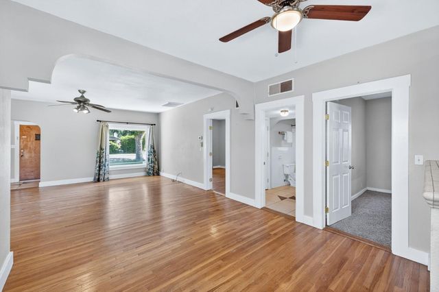 659 E Harvard Avenue, Fresno, CA 93704