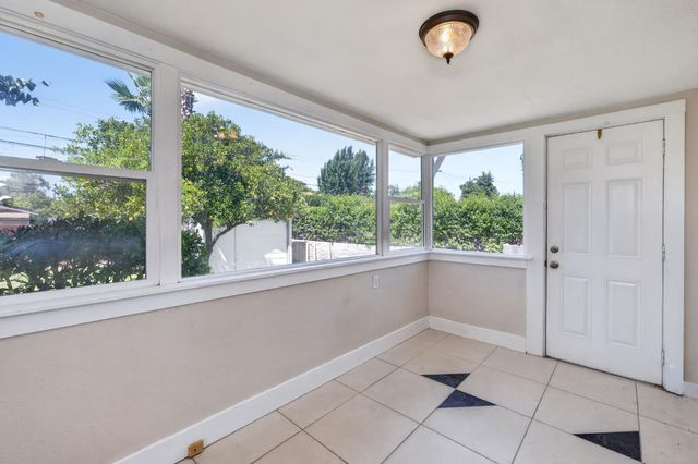 659 E Harvard Avenue, Fresno, CA 93704