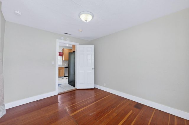 659 E Harvard Avenue, Fresno, CA 93704
