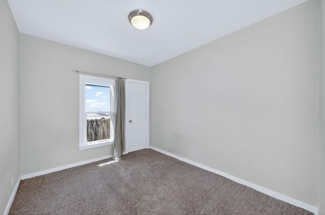 659 E Harvard Avenue, Fresno, CA 93704