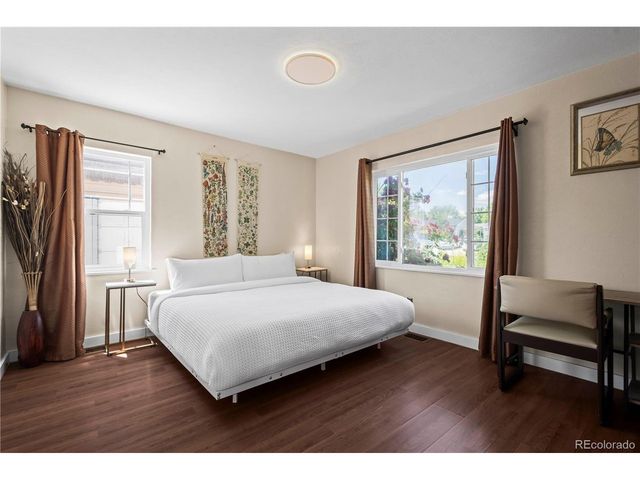 3028 S Glencoe St, Denver, CO 80222