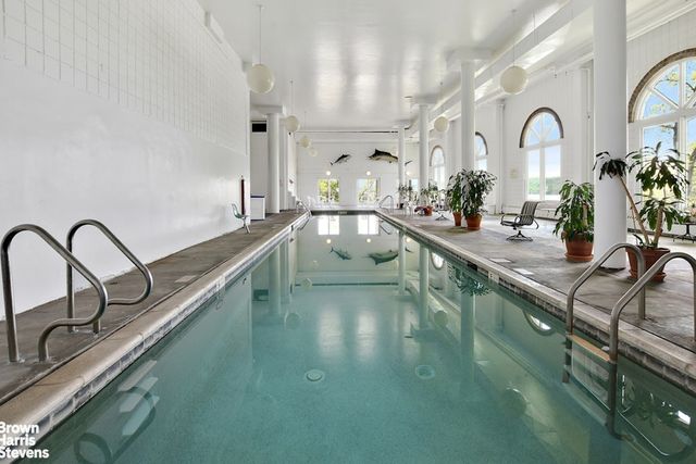 2521 Palisade Ave Apt 11B, New York City, NY 10463