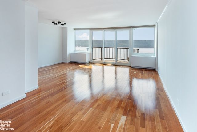 2521 Palisade Ave Apt 11B, New York City, NY 10463
