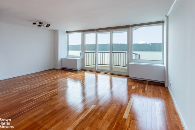2521 Palisade Ave Apt 11B, New York City, NY 10463