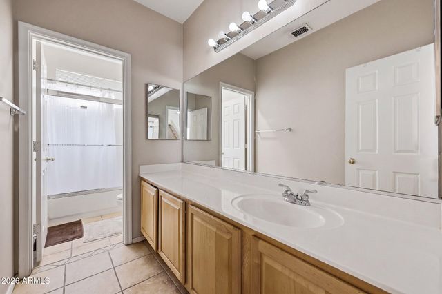25422 N 68th Drive, Peoria, AZ 85383