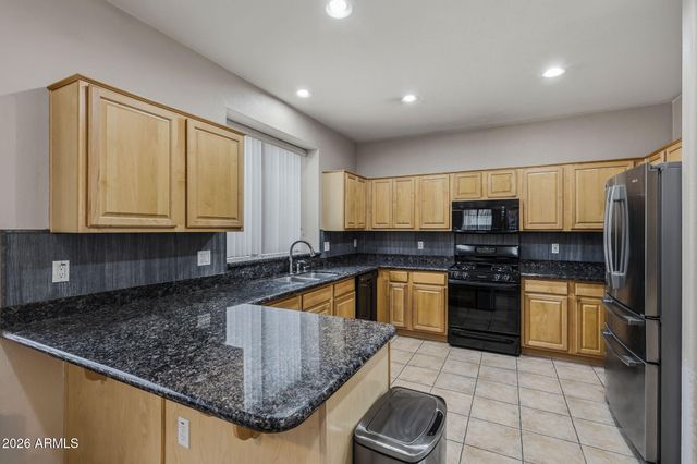 25422 N 68th Drive, Peoria, AZ 85383