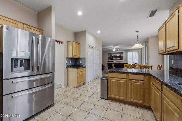 25422 N 68th Drive, Peoria, AZ 85383