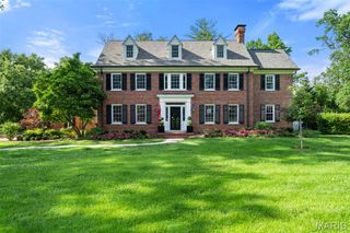 5 Ridgewood Street, Ladue, MO 63124