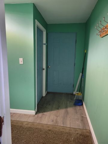 585 Park Ave, Worcester, MA 01603