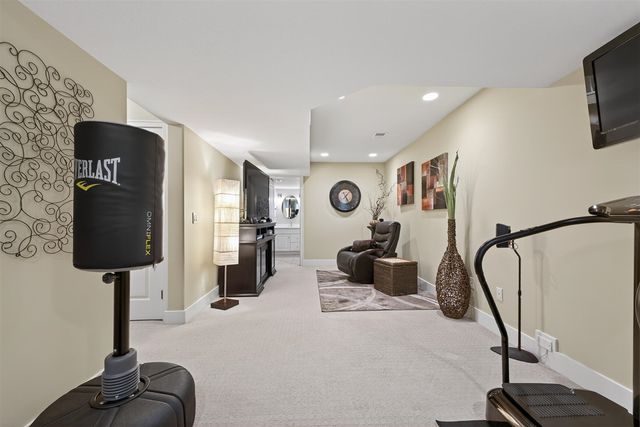 4667 Sundial Drive, Grand Rapids, MI 49525