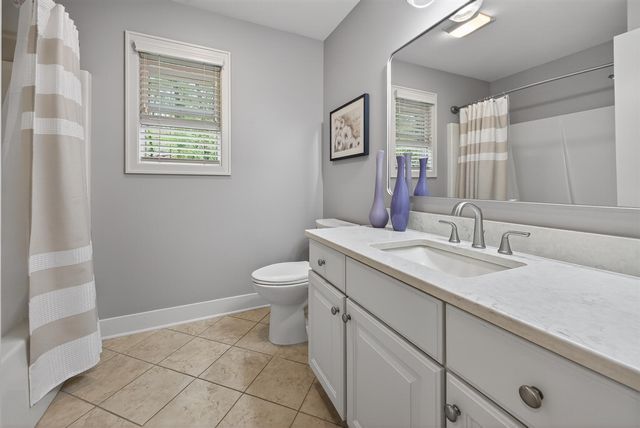 4667 Sundial Drive, Grand Rapids, MI 49525