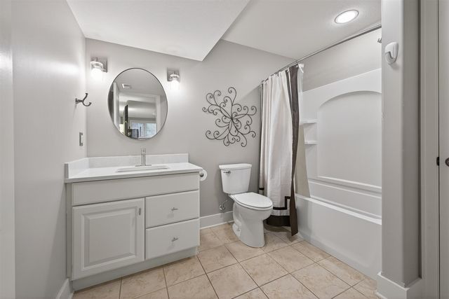 4667 Sundial Drive, Grand Rapids, MI 49525