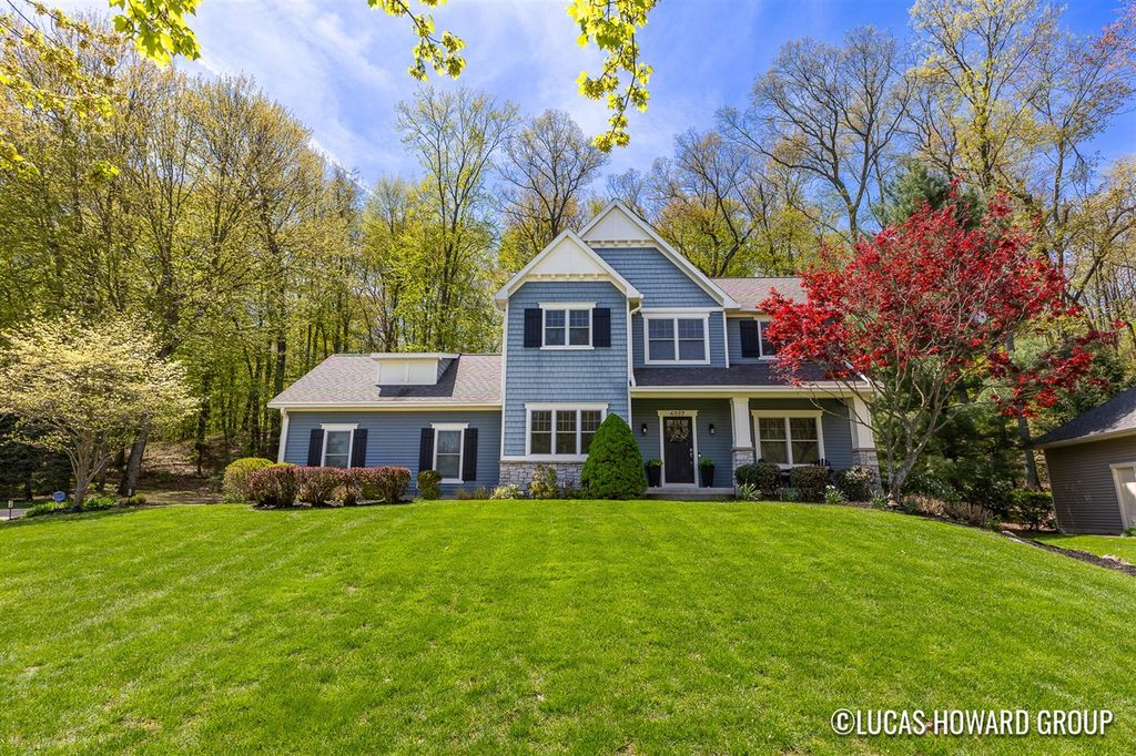 4667 Sundial Drive, Grand Rapids, MI 49525