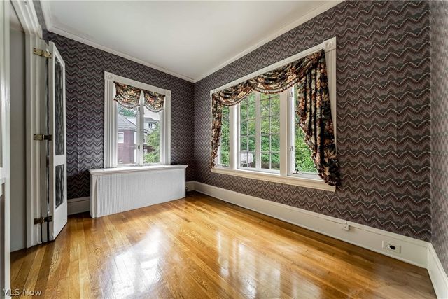 2469 Kenilworth Road, Cleveland Heights, OH 44106