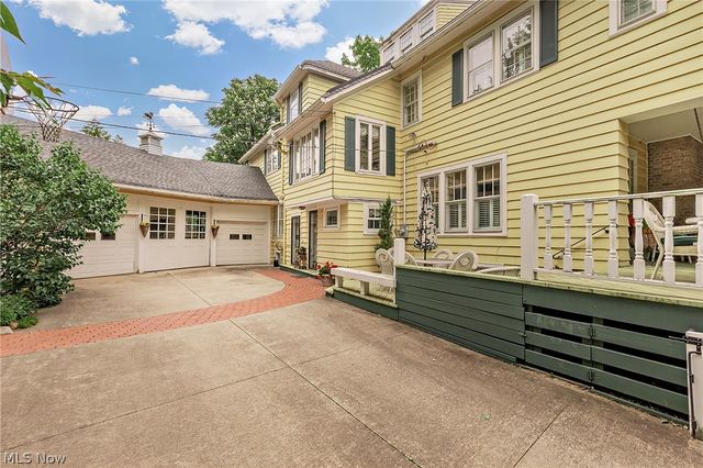 2469 Kenilworth Road, Cleveland Heights, OH 44106