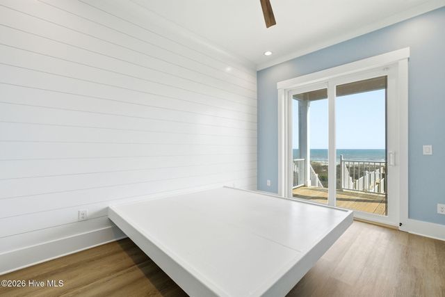 787 Ocean Boulevard W, Supply, NC 28462