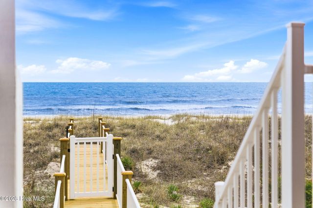 787 Ocean Boulevard W, Supply, NC 28462